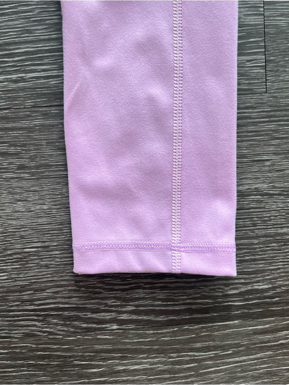 Victoria's Incredible Essential High-Rise Pocket Leggings - Picture 3 of 10